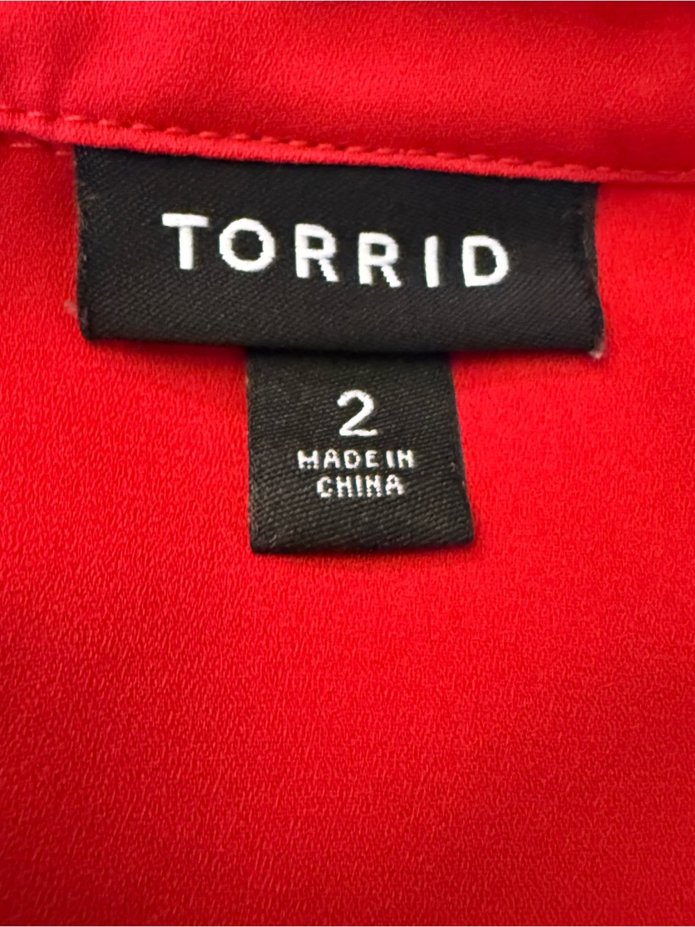 Torrid Red V-Neck Button-Front Blouse Size 2 (2X) - Picture 7 of 9